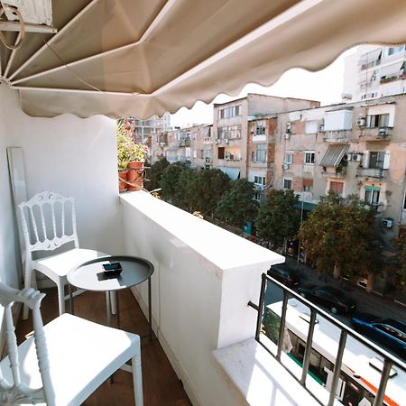 Barrikada Str Modern Apartments - The Nest Тирана Екстер'єр фото